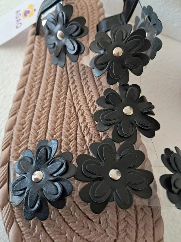 Romantic flower adorned sandals black - Size 41 – photo 3